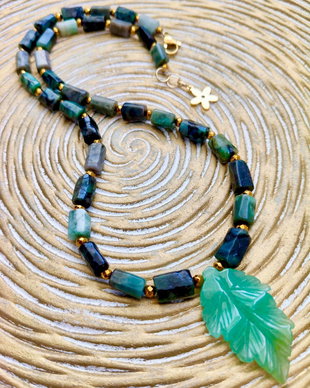 Colier CHOKER smarald natural & frunza aventurin verde