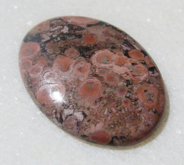 Popee jasper (INDIA - lucrat manual) cabochon aprox 41x30x6.4 mm