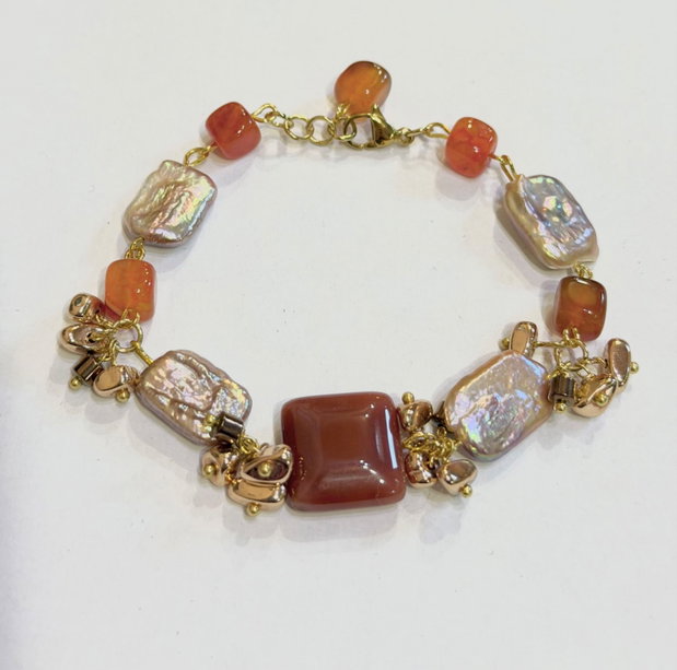 BRĂȚARĂ PERLE~PEACHY PEARLS~perle,agate,hematit,inox