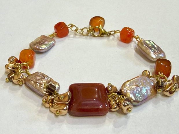 BRĂȚARĂ PERLE~PEACHY PEARLS~perle,agate,hematit,inox
