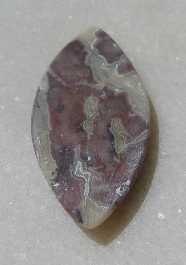 Crazy lace agata cabochon aprox 41.5x20x4.5 mm