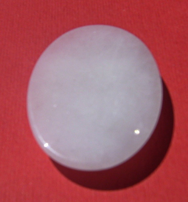Jad alb cabochon aprox 40x30x7.5mm