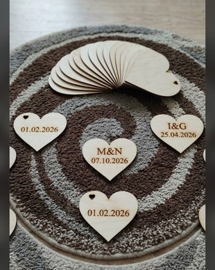 Mărturii Nuntă / Botez Personalizate din Lemn  Magneți Handmade
