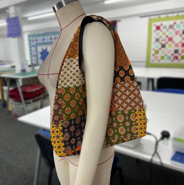 Geantă tote patchwork handmade, in și bumbac, model multicolor, 44x38 cm