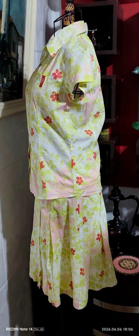 Costum vara mărime M