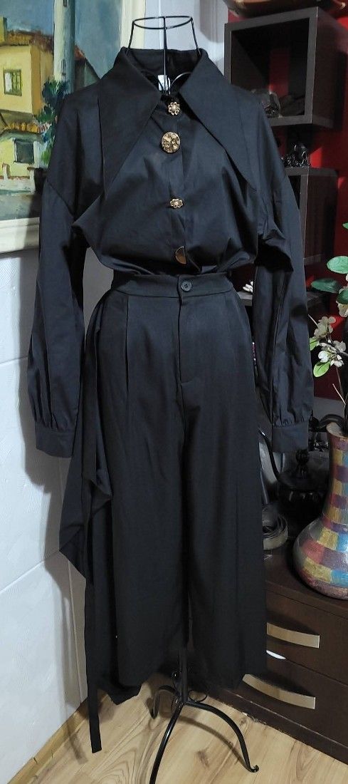 Pantalon stil japonez