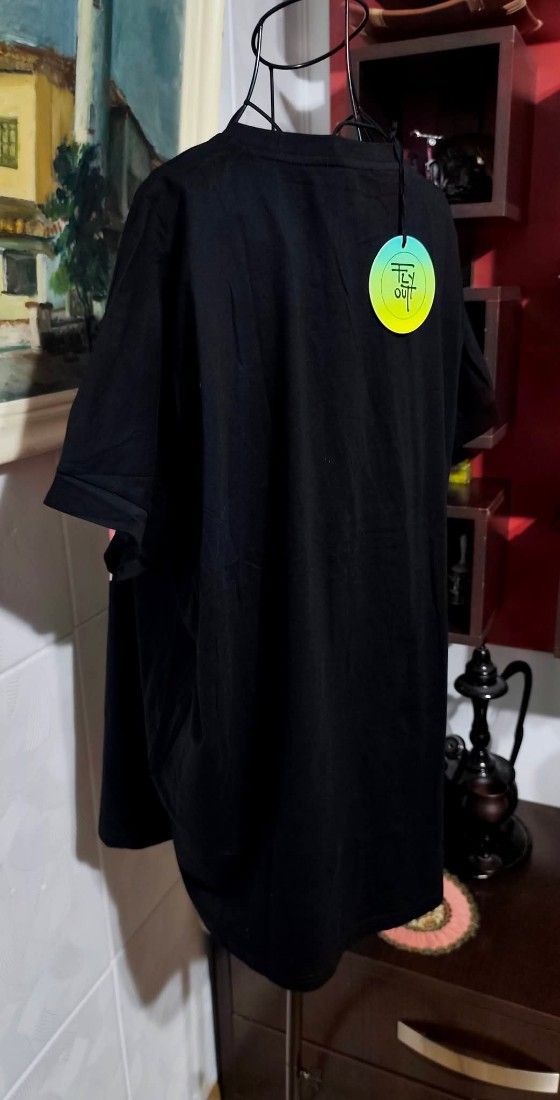 Tricou deosebit oversize