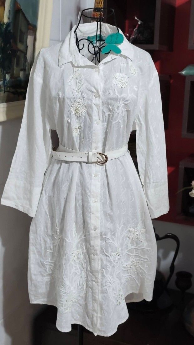 Rochie panza topita accesorizata