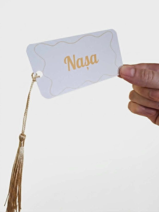 Place cards personalizate cu sigiliu de ceară verde - Eleganță pentru nunta ta