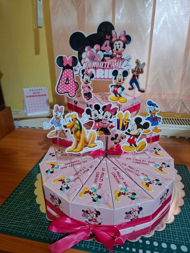 Cutii felie tort