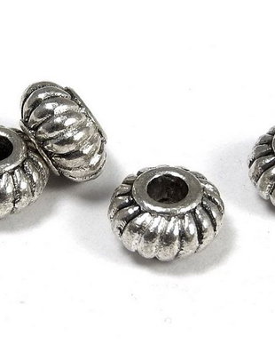 Distantier metalic, argintiu antichizat, 6x4 mm