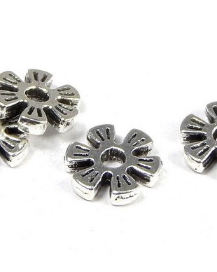 Distantier metalic, argintiu antichizat, 8x8 mm