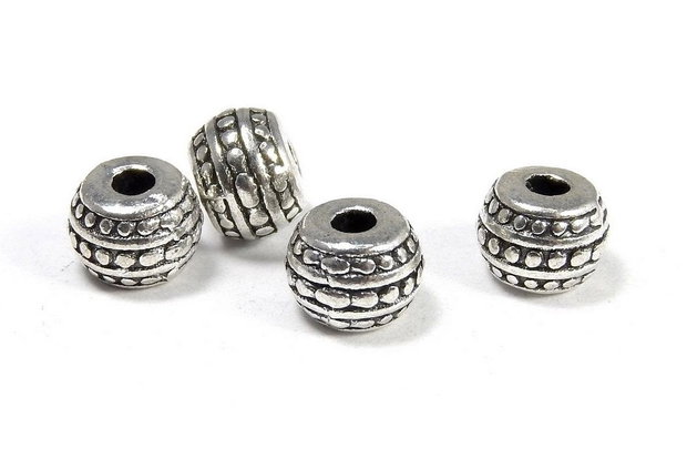 Distantier metalic, argintiu antichizat, 7x5 mm