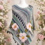 Poncho cu flori impaslite