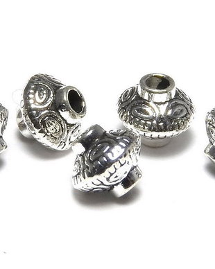 Distantier metalic, argintiu antichizat, 6.5x5.5 mm