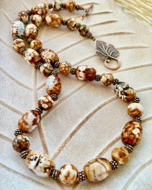Colier vintage agate crazy lace
