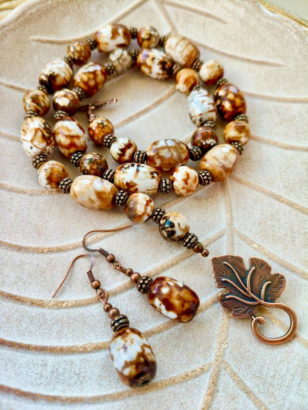 Colier vintage agate crazy lace