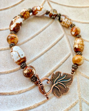 Bratara vintage agate crazy lace maronii