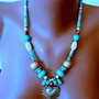 2 Coliere statement, acelasi pret.  Pret pe bucata / Primul in nuante de turcoaz- bronz, cu jasp imperial, al doilea cu perle nat maron roscat, agate negru gri striped si carneol