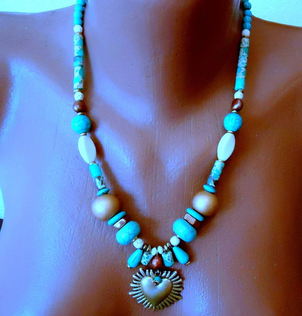 2 Coliere statement, acelasi pret. Pret pe bucata / Primul in nuante de turcoaz- bronz, cu jasp imperial, al doilea cu perle nat maron roscat, agate negru gri striped si carneol