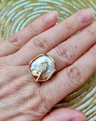 Inel perla baroc cais, cristale zirconia & inox placat cu aur