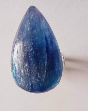 Kyanit Blue - Lumina Albastra