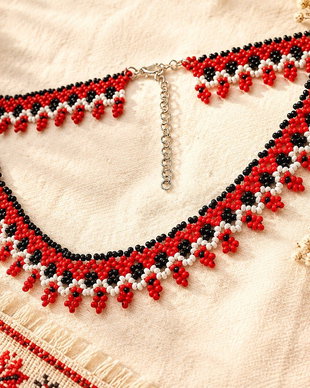 Colier traditional