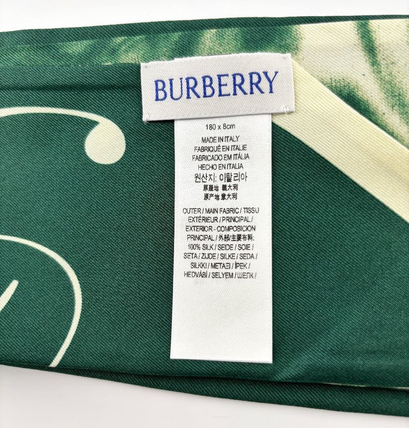 Burberry eșarfă de mătase