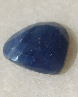 Safir cabochon aprox 11.4x10x3.4 mm