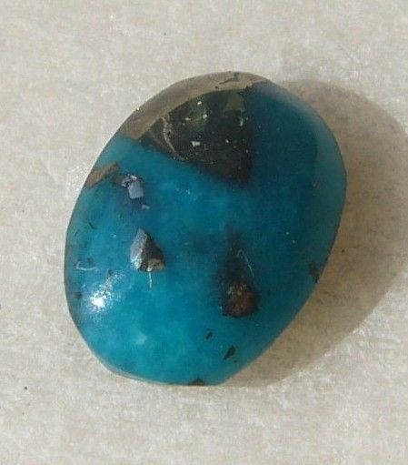 Turcoaz natural cu insertii de pirita aprox 10x7x3.5 mm