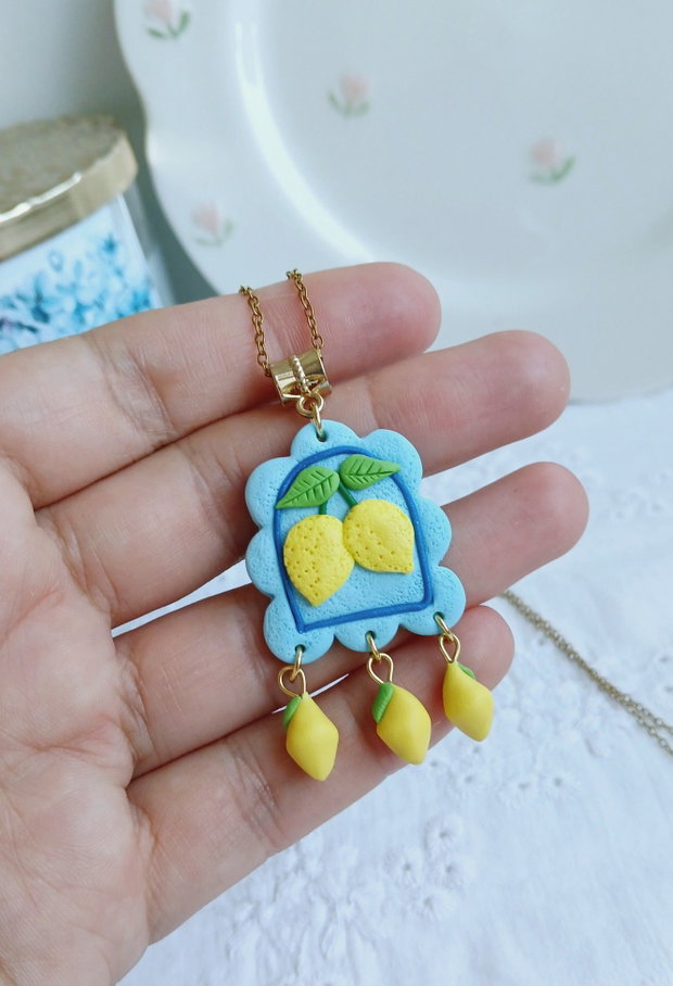 Colier Lemons