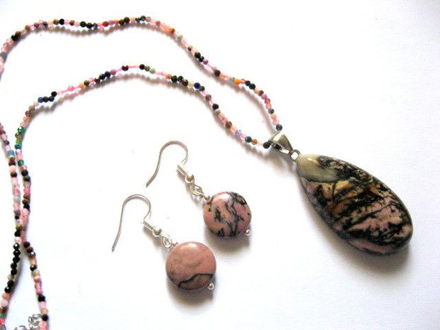 set bijuterii cu rodonit 52563