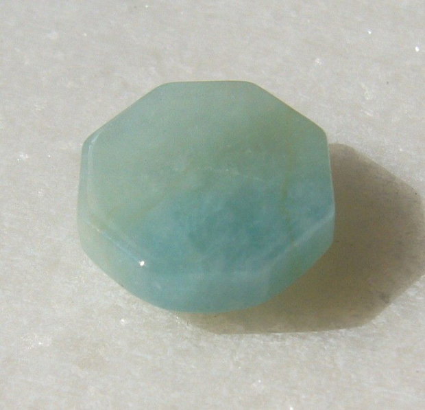 Aquamarin cabochon aprox 12x12x5 mm