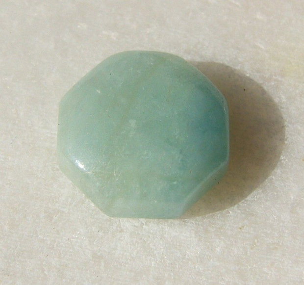 Aquamarin cabochon aprox 12x12x5 mm