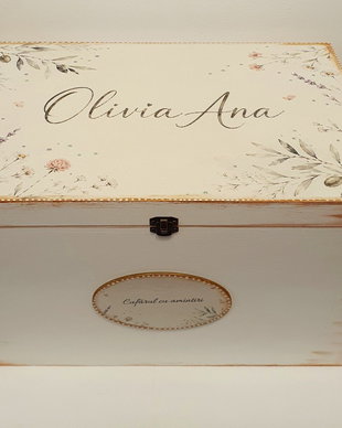 Cufar personalizat pentru pastrarea amintirilor / trusou botez