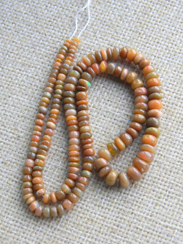 Opal etiopian (M10)