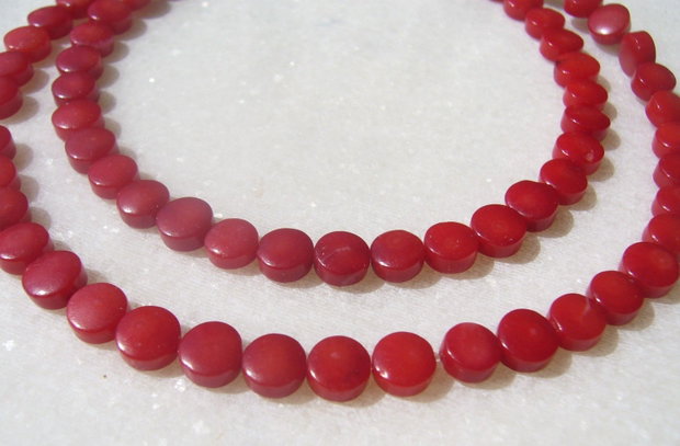 Coral sirag de 40 cm format din 73 bucati banuti de aprox 5.5x3 mm