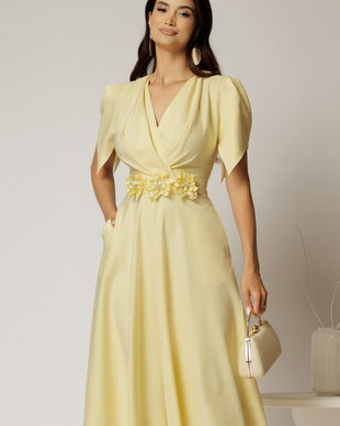 Rochie midi galbena de ocazie cu pliuri pe bust si cordon detasabi cu flori