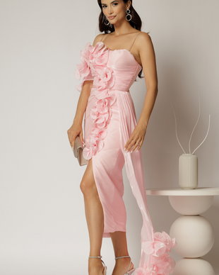 Rochie midi roz din voal peliculizat cu croi conic si volanase