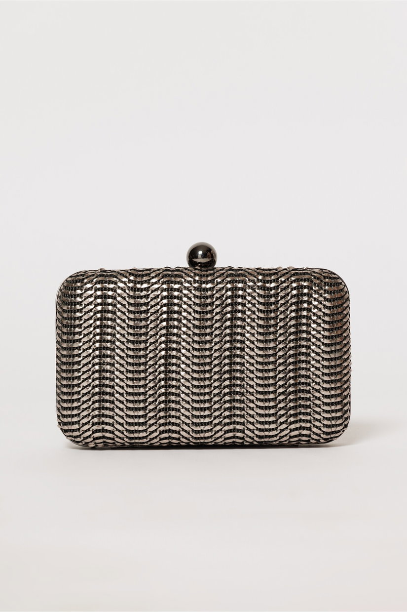 Clutch cu aspect metalic negru cu design impletit