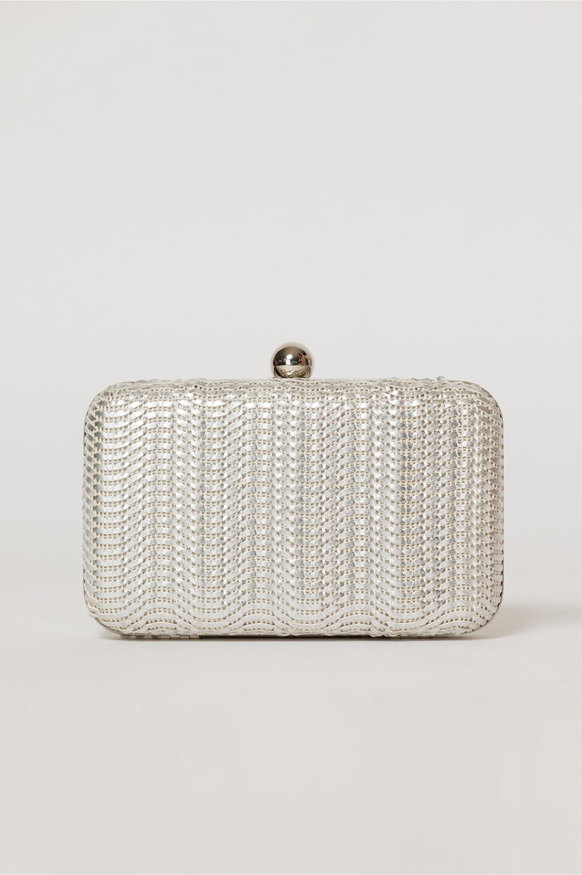 Clutch cu aspect metalic argintiu cu design impletit