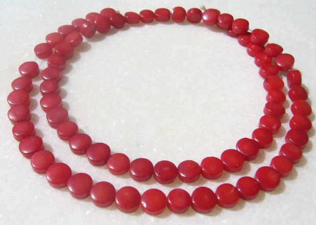 Coral sirag de 40 cm format din 73 bucati banuti de aprox 5.5x3 mm