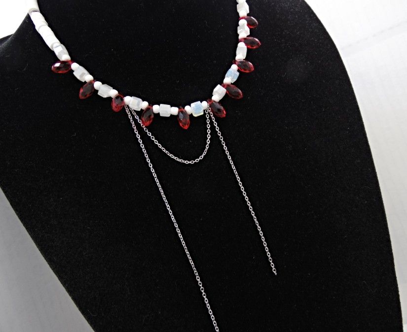 Colier handmade estival alb-roșu (cod1452)