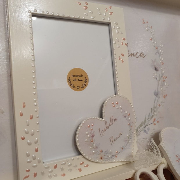 Set personalizat pentru taierea motului / tema florala, cifra 1, detalii perlate