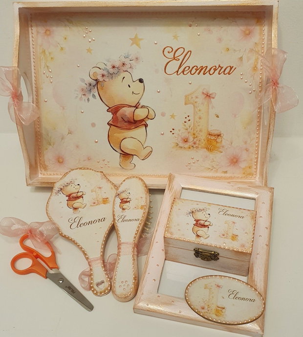 Set personalizat pentru taierea motului / tema Winnie, flori