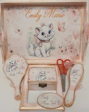 Set personalizat pentru taierea motului / tema Pisica Marrie, Pisici aristocrate
