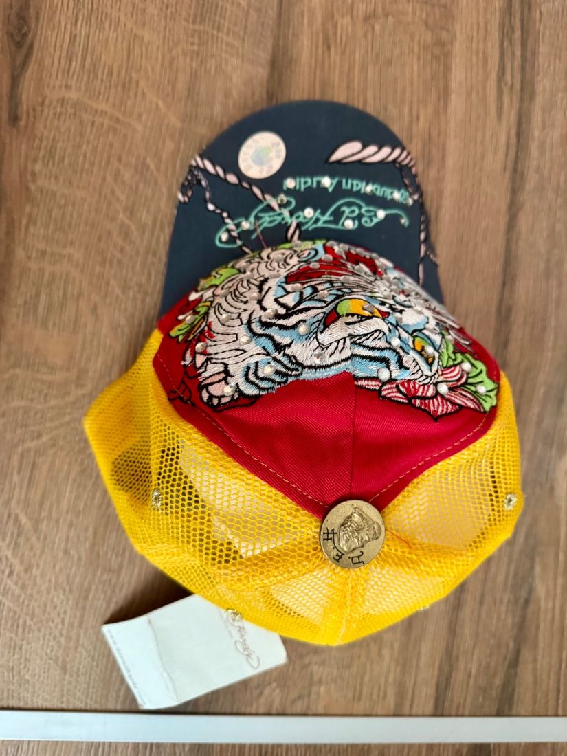 SAPCA ED HARDY ORIGINALA NOUA CU ETICHETA SI HOLOGRAMA MARIME REGLABILA