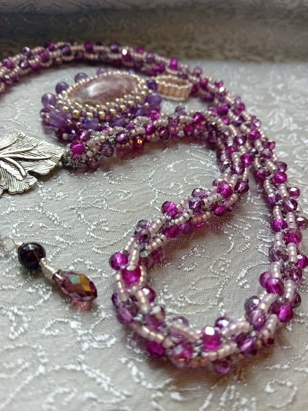 Colier spirala,lepidolit ,briolete cristal,ametist,granat
