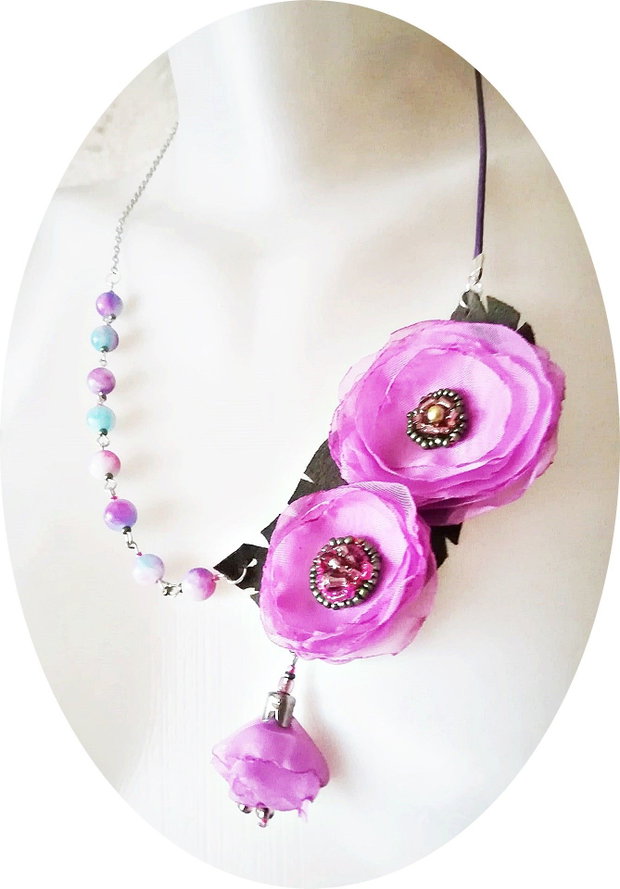 colier floral mov lavanda cu jad multicolor
