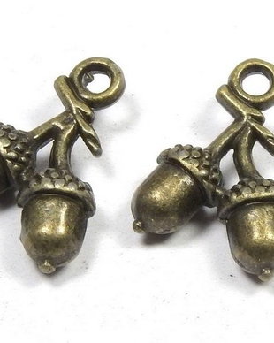 Pandantiv metalic, argintiu antichizat, ghinda, 15x11 mm